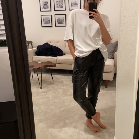 Used Like New Zara Faux Leather Pants - Picture 5 of 7